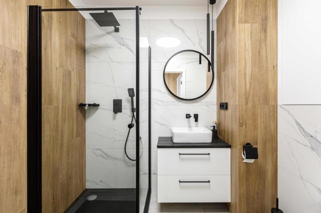 Urban Chic - Studio Apartment - Odra View&Witolda Wroclaw Dış mekan fotoğraf